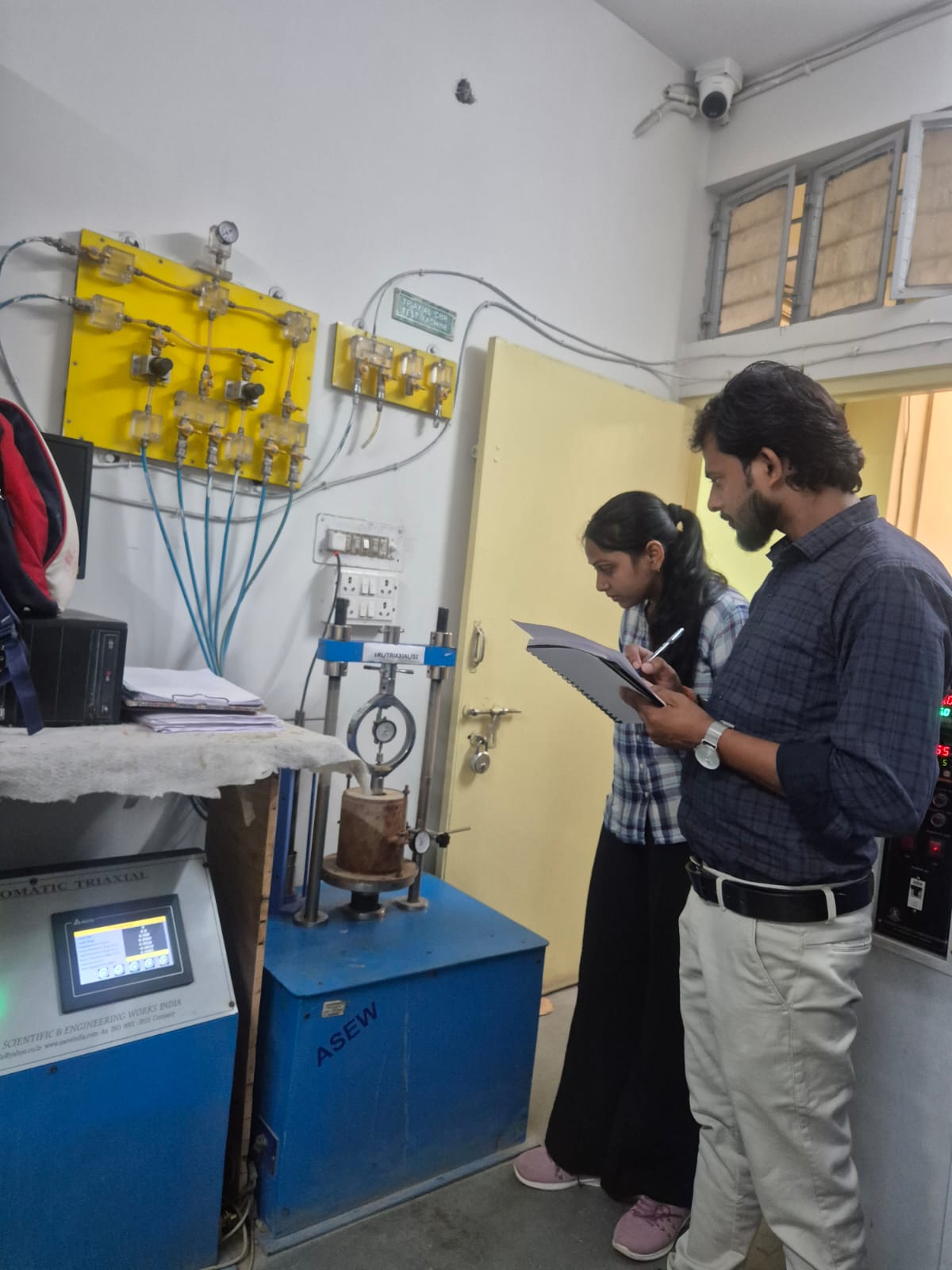 Modular laboratory and field activity 14
